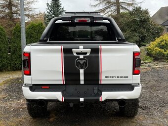 DODGE RAM 1500 5,7 HEMI ROCKY RIDGE 2022 - 12