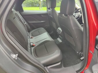 Jaguar F-Pace 30d AWD R-Sport /1.maj. / ČR - 12