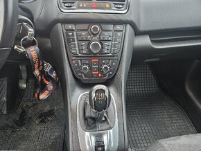 OPEL MERIVA 1,4i benzín 2014 plný servis - 12