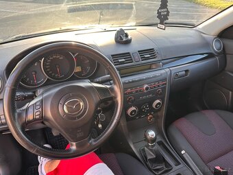 Dobry den prodám Mazdu 3 rok 2004 1.6 77kw stk plátna - 12