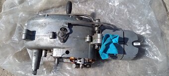 Jawa Pionýr - motor - 12