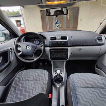 Škoda Fabia combi 1.2 benzín - 12