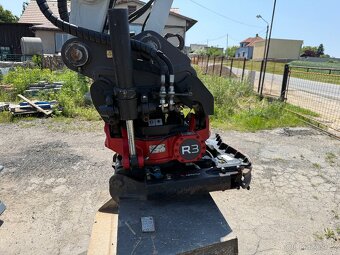 TAKEUCHI TB290, tiltrotátor, 1490 Mth, klima, špičkový stav - 12