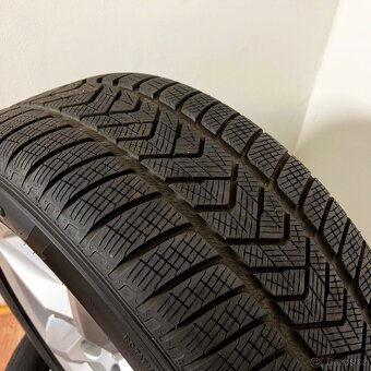 AUDI Q7 4M 5x112 R19 ET28+ZIMNÍ 255/55R19 7,5mm - 12