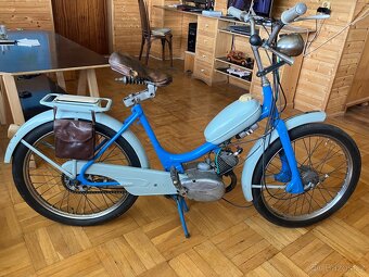 Moped Jawa stadion S 11 + náhradní díly - 12