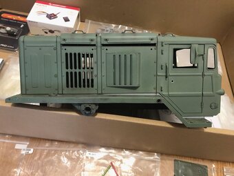 RC model Maz 537 8x8 v mierke 1/12 - 12