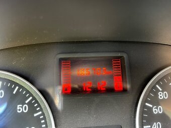 Dacia Sandero 1.2 16V - 12