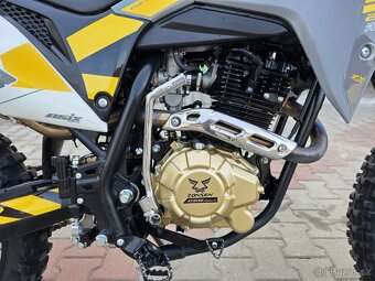 Enduro Asix xb 83 - 12