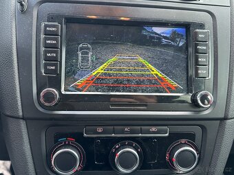 Volkswagen Golf 2011 - 12