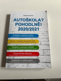 Prodám učebnice ze SŠ gymnázia - 12