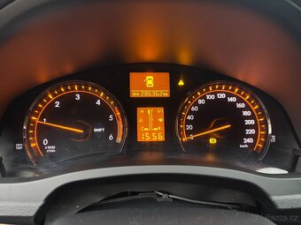 Toyota Avensis T27 2.0 D-4D - 12