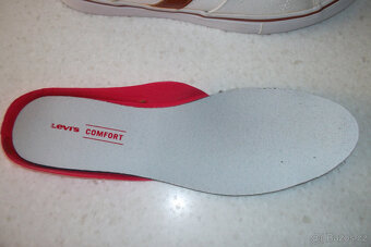 Levis-Dokonalé tnisky, vel. 42,5 - 12