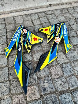 Plasty Suzuki RMZ 2019 - 12