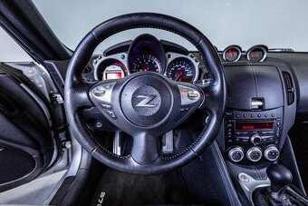 Nissan 370 Z 3.7 V6 Coupe - 12