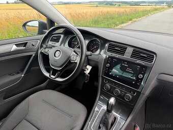 Volkswagen e-Golf, 36kWh,SoH 93%,CCS,NAVI, s DPH 349 000,- - 12