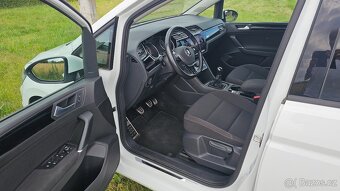 VW TOURAN 1.4 TSI - 7 MÍST - 12