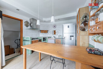 Prodej atypického bytu, 105 m², Karlovy Vary, ul. Fričova - 12
