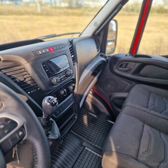 Iveco Daily 35 S 12 - plachta 10.palet.do 3,5t. - 12