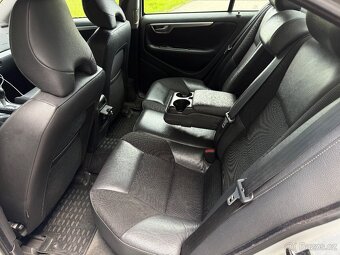 Volvo S60 2.4i 125kW - 12