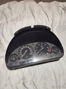 BMW e39 náhradní díly - 12