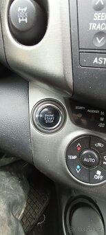 RAV4 D4D, 150PS, facelift - 12