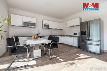 Prodej rodinného domu, 134 m², Veleň, ul. Na Kocandě - 12