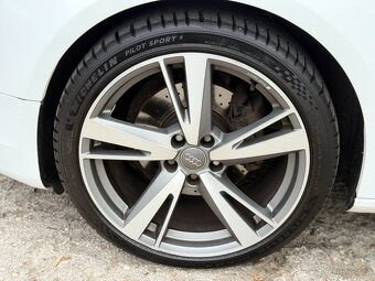 Audi A5 SportBack 2,0 TDi S-Line - 12