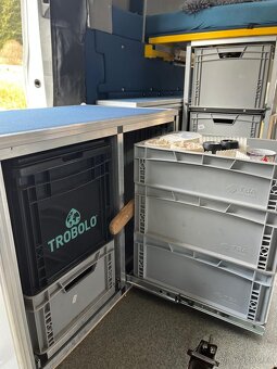 Obytný automobil Ford transit - 12
