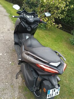 Yamaha x-max 300 - 12