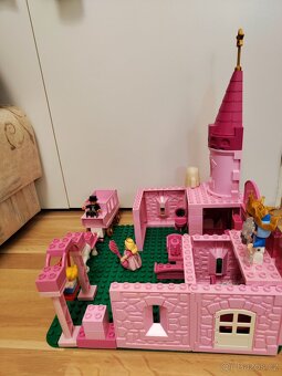 Lego duplo - růžový zámek se vším - 12