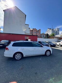 Volkswagen Passat, 2.0TDI 103KW Automat serviska Ojeté, 9/20 - 12