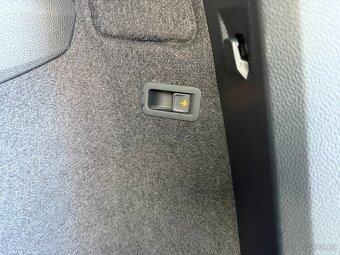 Škoda Karoq 2.0 TDI 110kW 4x4 DSG Keyless - záruka Autodraft - 12
