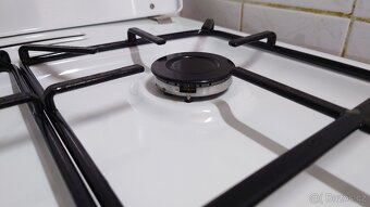 Plynový sporák AMICA - 12