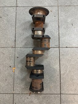 Tatra 87 motor - náhradní díly - 12