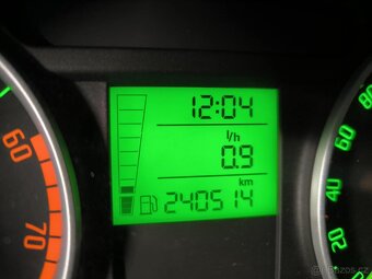 Prodám Škoda fabia II 1,6 16v 77kw - 12