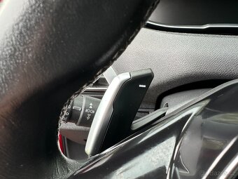 Peugeot 3008 1,2 96 KW AUTOMAT ALLURE - 12