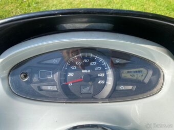Skútr Honda PCX 125 - 12