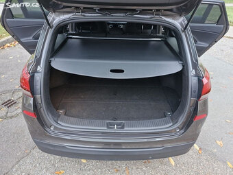 Hyundai i30, 1,4 T-GDI,103 kW, STYLE, NAV GO, 100 306 km - 12