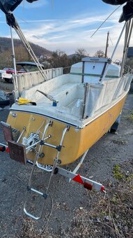 Loď s vlekem bez Tp - 12