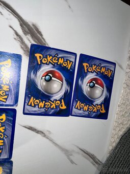 Pokemon karty - 12
