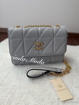 Úžasná crossbody kabelka - 12