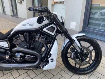 Harley Davidson V Rod - zadní kolo 300 - 12
