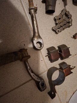 Nahradni dily - jawa CZ, pionyr, kyvacka - mix - 12