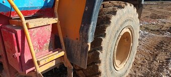 Kolový nakladač Komatsu WA 320-6 - 12