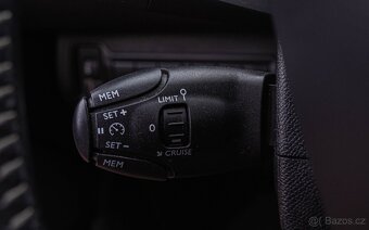 Peugeot 308 1.2 PureTech - 12