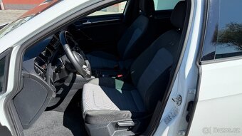 Volkswagen Golf //1.6TDi//81kW//R-LINE//LED SVĚTLA// - 12