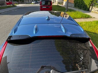 Volvo V40 D2, servis Volvo, nezávislé topení, panorama - 12