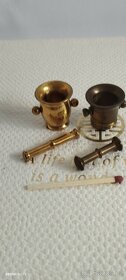 Mosazné miniaturky cca 11ks - 12