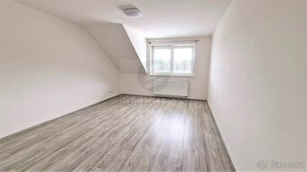 4+kk, 135m2, Přerov nad Labem - 12
