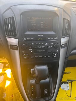 Lexus RX 300  4x4 3.0i  148kW - 12